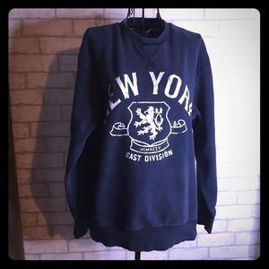 Old Navy Size Medium New York Sweatshirt.